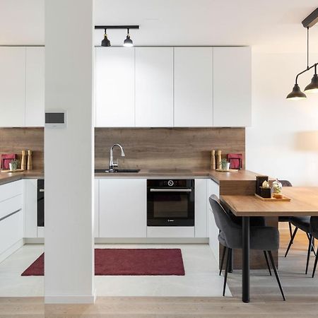 Stylish 2Bdr Apartment- Free Garage Zagreb Exterior photo