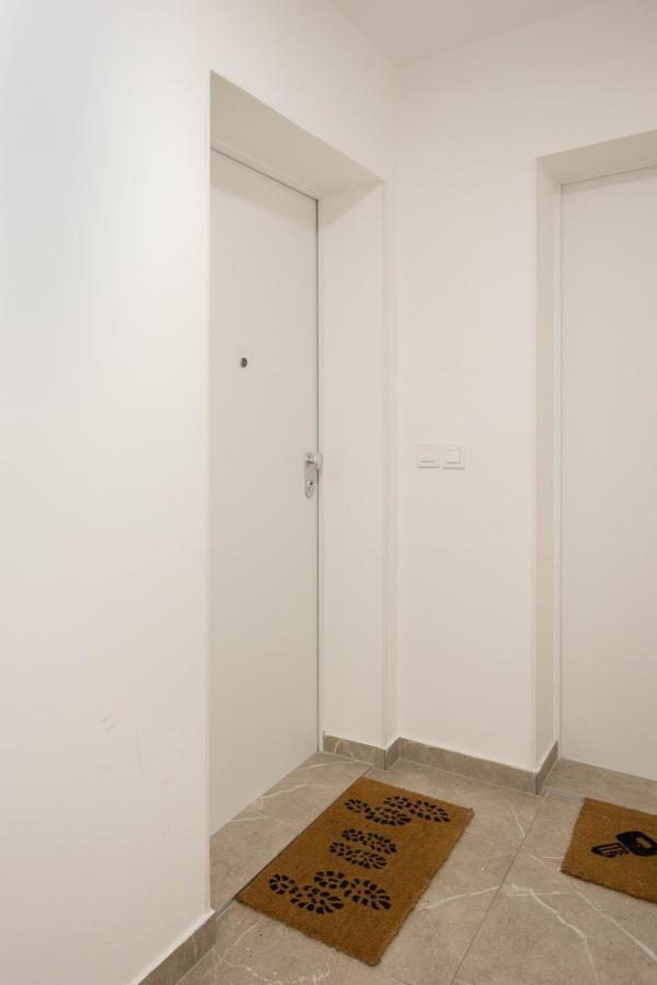 Stylish 2Bdr Apartment- Free Garage Zagreb Exterior photo