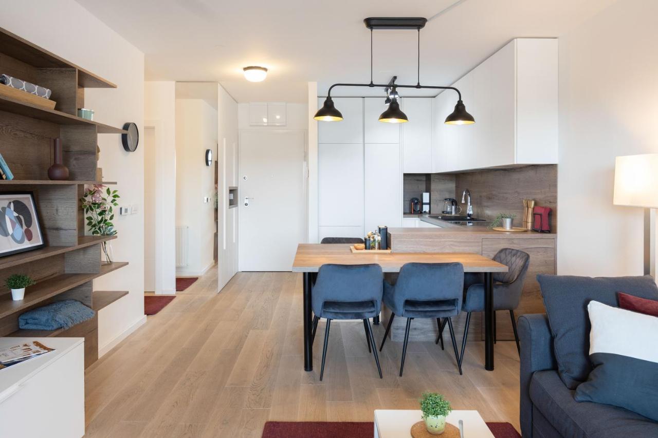 Stylish 2Bdr Apartment- Free Garage Zagreb Exterior photo